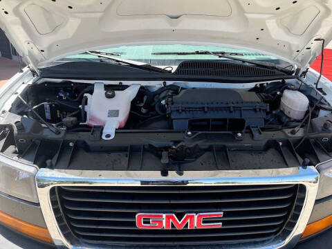 2025 GMC Savana 2500