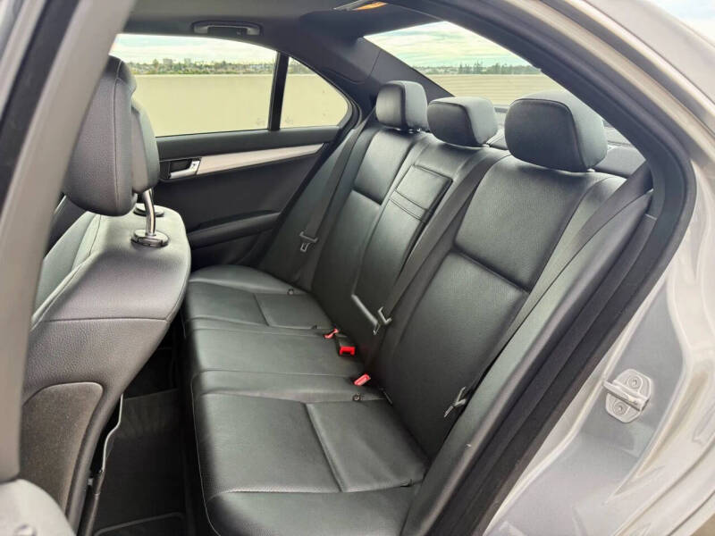 2009 Mercedes-Benz C-Class C 300 Sport