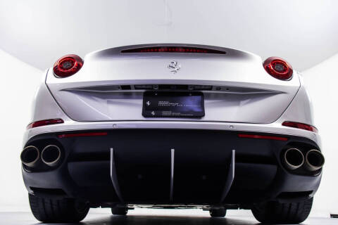 2016 Ferrari California T