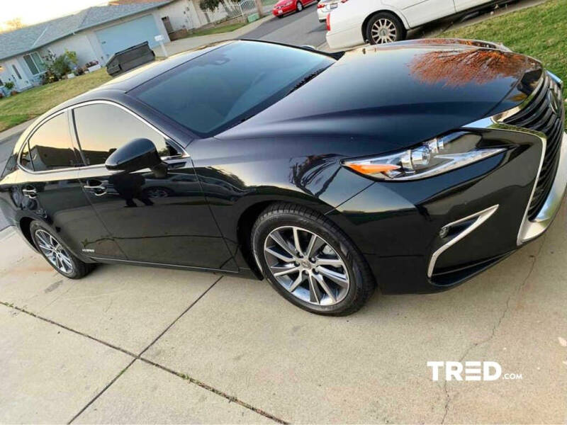 2018 Lexus ES 300h