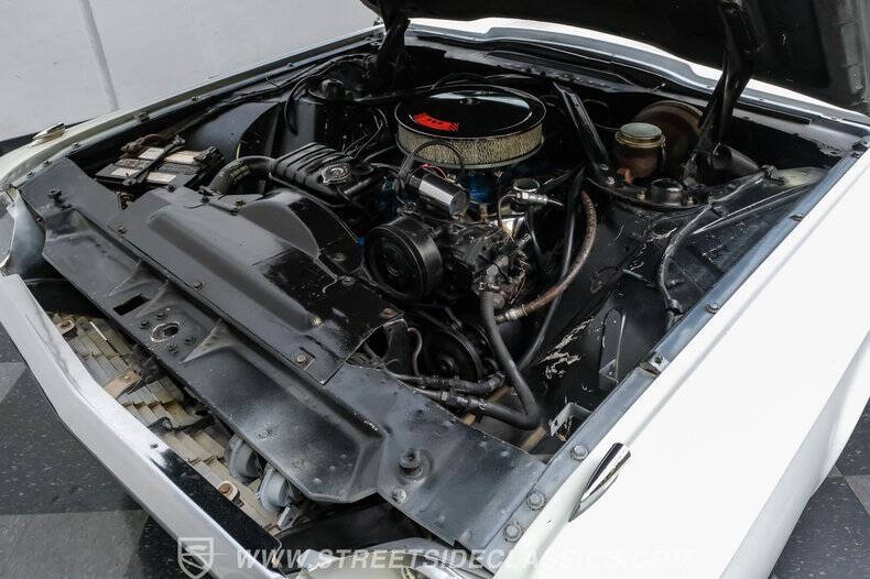 1965 Ford Thunderbird