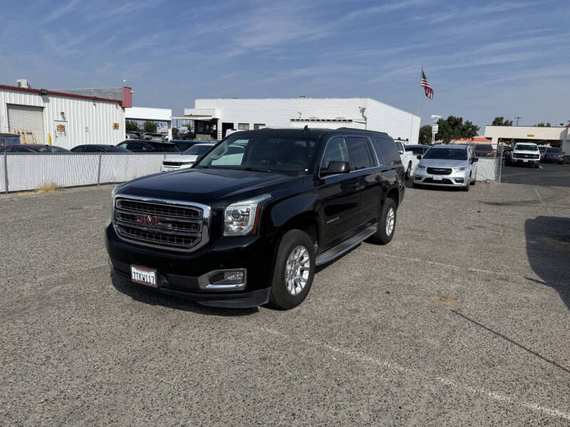 2015 GMC Yukon XL SLT's photo