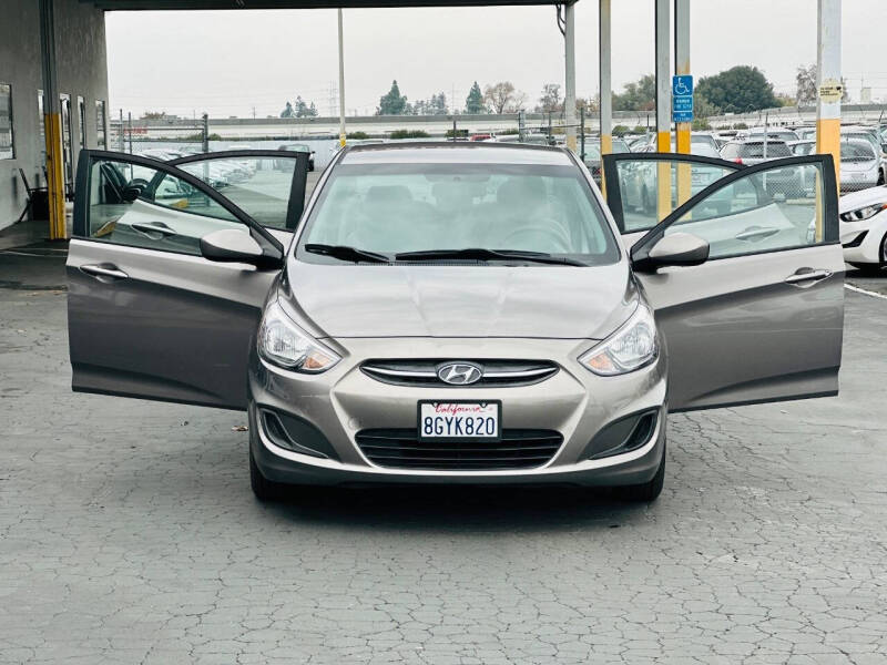 2017 Hyundai Accent Value Edition