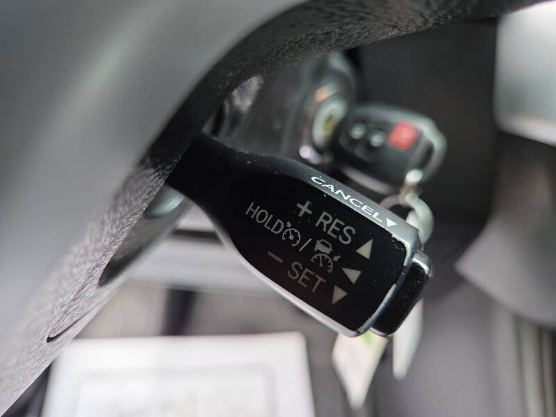 2017 Toyota Highlander LE