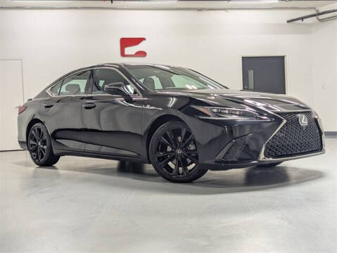 2023 Lexus ES 350 F SPORT Handling