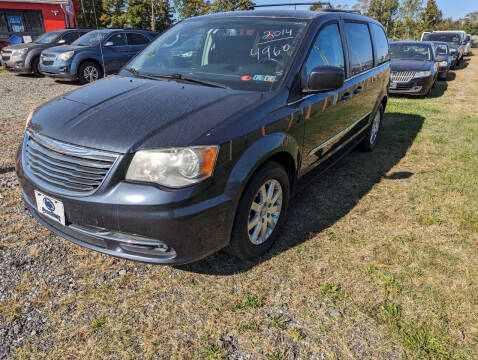 2014 Chrysler Town and Country for sale at Branch Avenue Auto Auction in Clinton MD