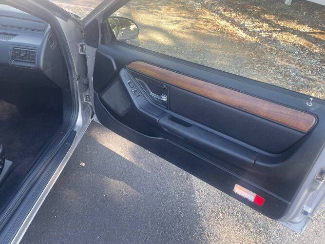 1990 Ford Thunderbird LX