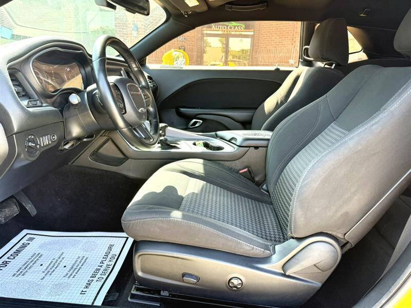 2019 Dodge Challenger SXT