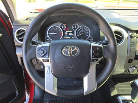 2017 Toyota Tundra SR5