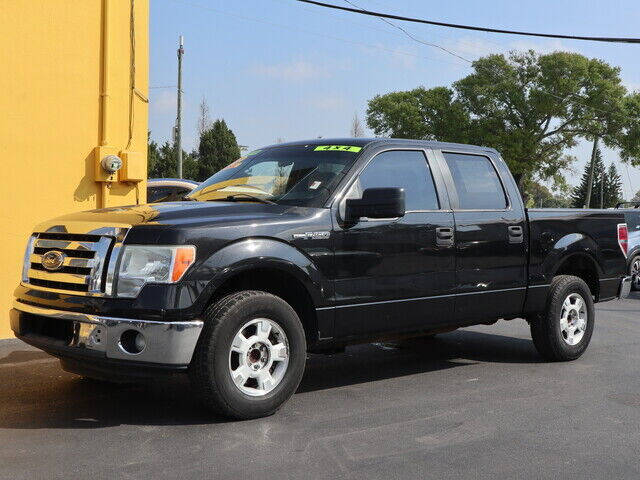 2012 Ford F-150 for sale at Bond Auto Sales in Saint Petersburg FL