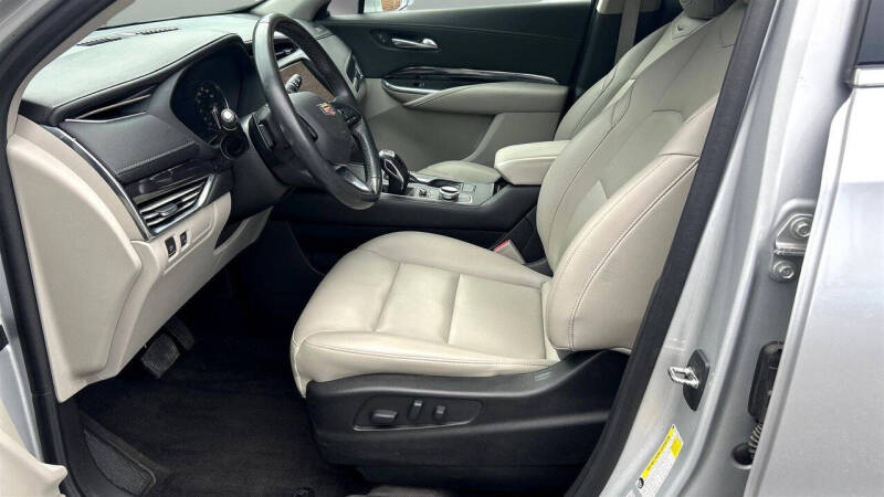 2019 Cadillac XT4 Luxury