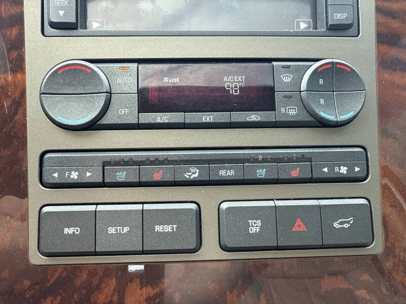 2013 Lincoln Navigator L