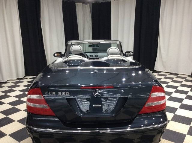 2004 Mercedes-Benz CLK CLK 320