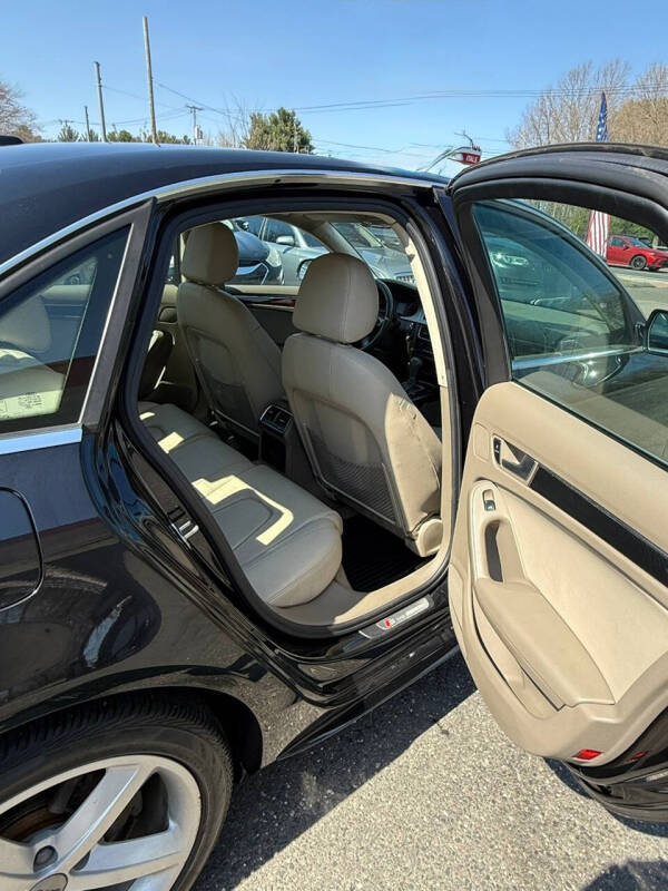 2012 Audi A4 2.0T quattro Premium Plus