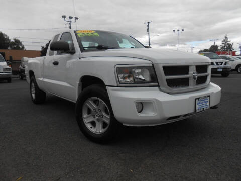 2010 Dodge Dakota for sale at McKenna Motors in Union Gap WA