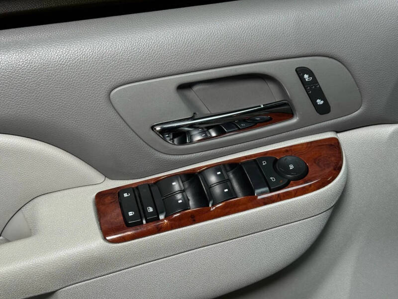 2012 Chevrolet Suburban LT