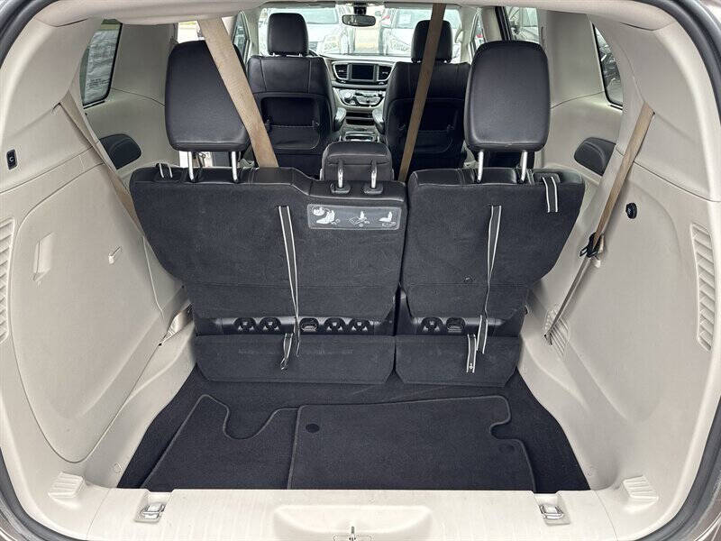 2018 Chrysler Pacifica Touring L