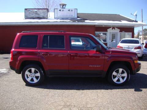 2014 Jeep Patriot for sale at G and G AUTO SALES in Merrill WI
