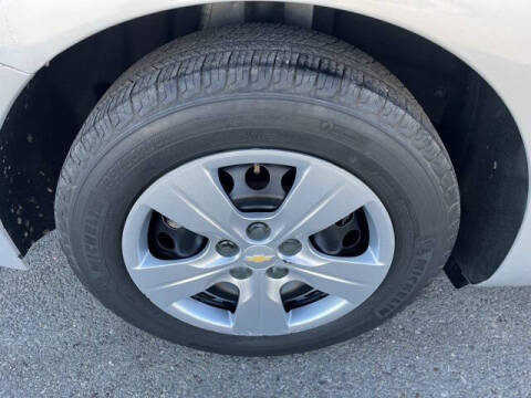 2017 Chevrolet Cruze LS Manual