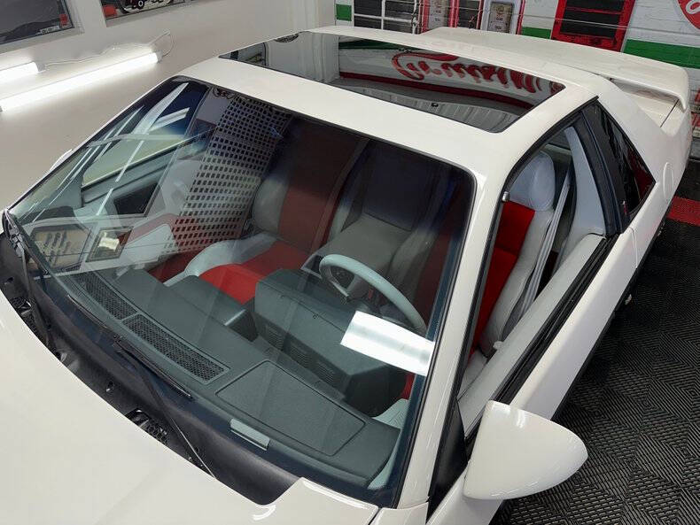 1984 Pontiac Fiero SE