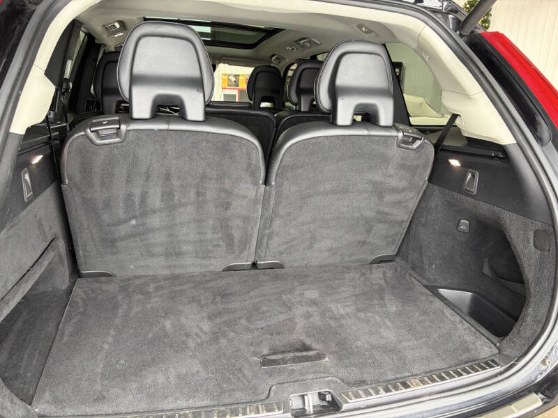 2020 Volvo XC90 T5 Momentum