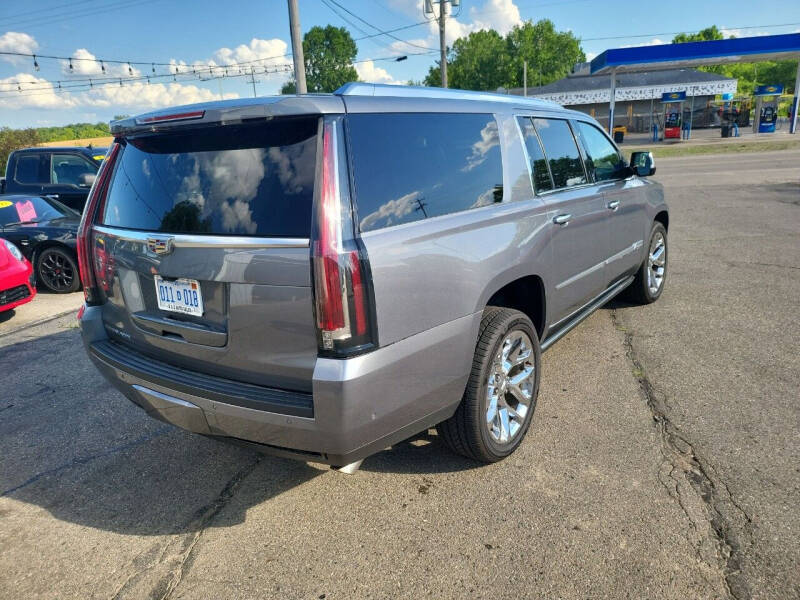 2018 Cadillac Escalade ESV Platinum