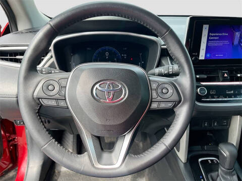 2024 Toyota Corolla Cross XLE