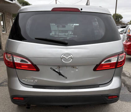 2014 Mazda MAZDA5 Sport