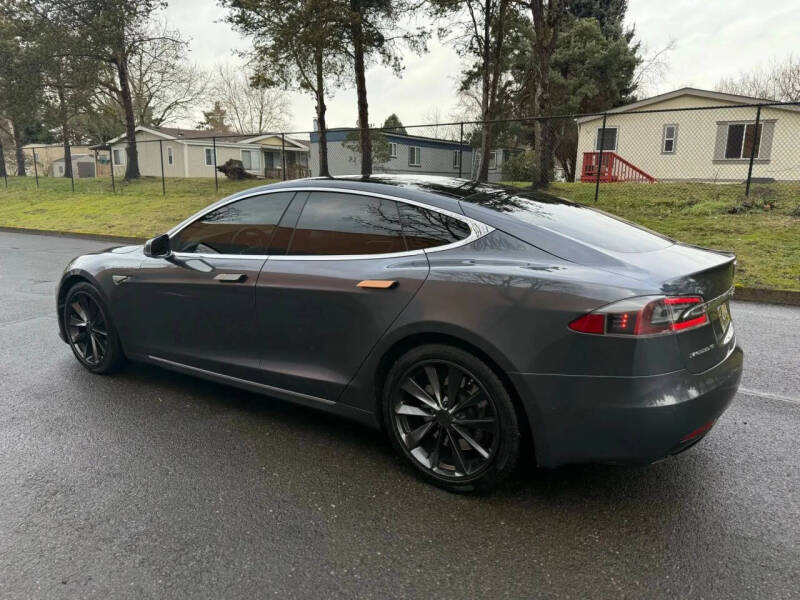 2014 Tesla Model S