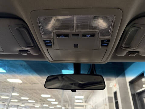 2016 Toyota Camry Hybrid SE