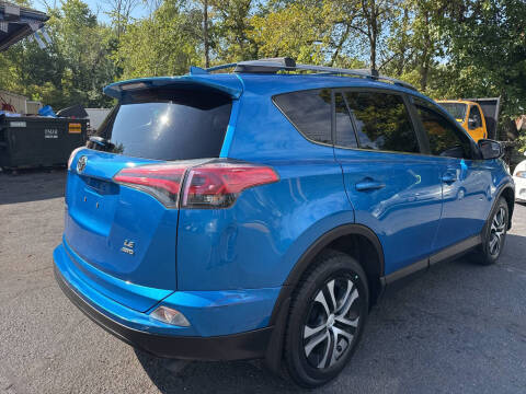 2017 Toyota RAV4 LE