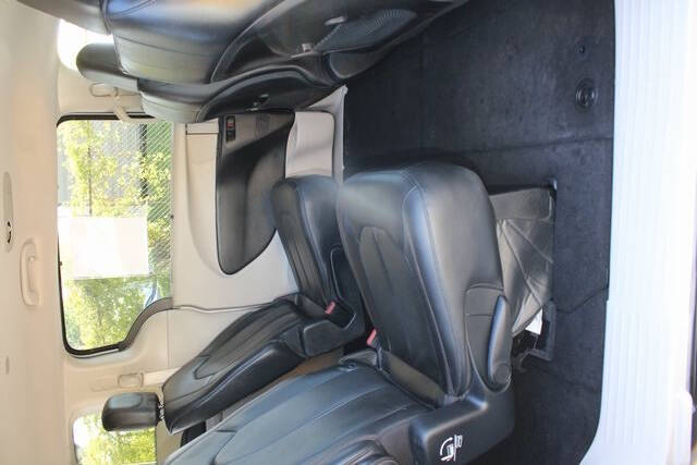 2020 Chrysler Pacifica Touring L