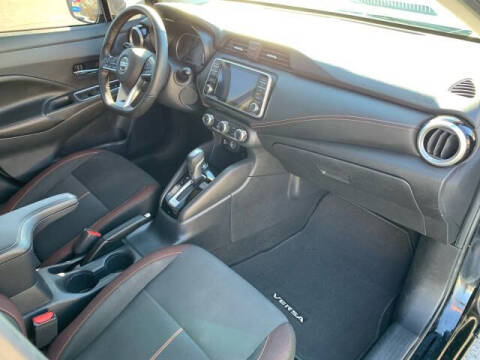 2021 Nissan Versa SR