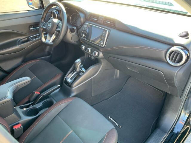 2021 Nissan Versa SR