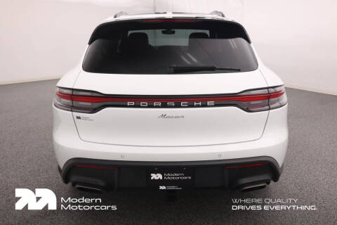 2025 Porsche Macan