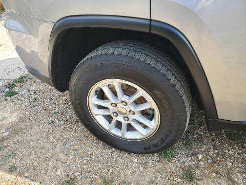 2020 Jeep Grand Cherokee Laredo