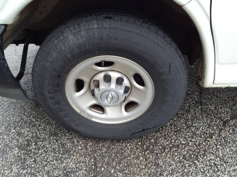 2017 Chevrolet Express 2500