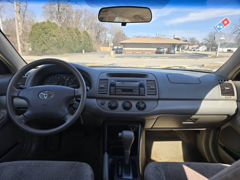2003 Toyota Camry LE
