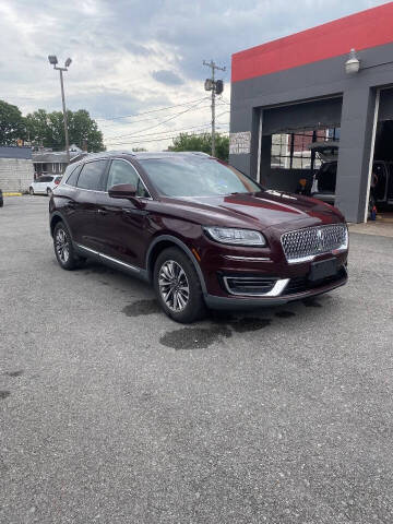 2019 Lincoln Nautilus Select