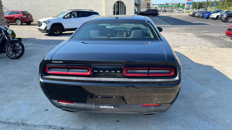2015 Dodge Challenger SXT