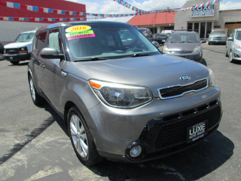 2016 Kia Soul +