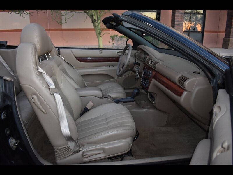 2002 Chrysler Sebring LXi