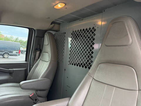 2021 Chevrolet Express 2500