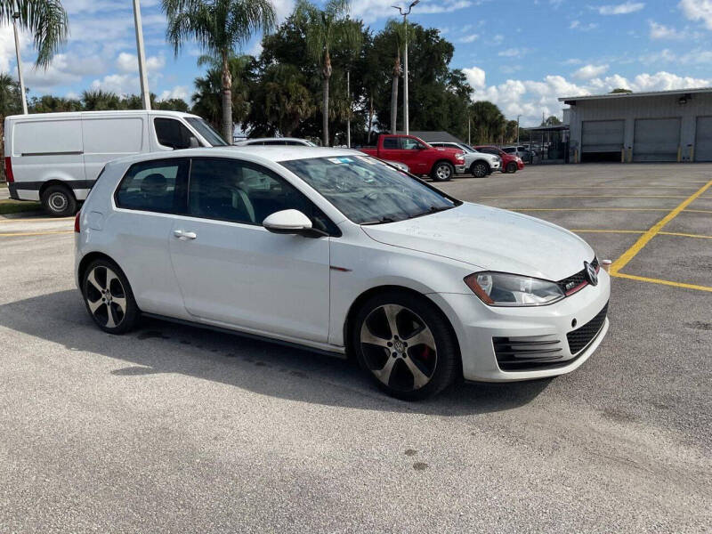 2016 Volkswagen Golf GTI S