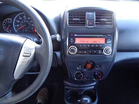 2016 Nissan Versa 1.6 S