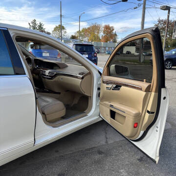 2010 Mercedes-Benz S-Class S 550 4MATIC