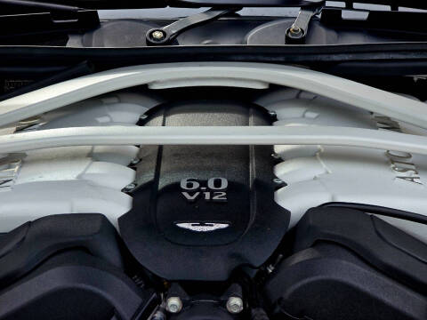 2014 Aston Martin Vanquish