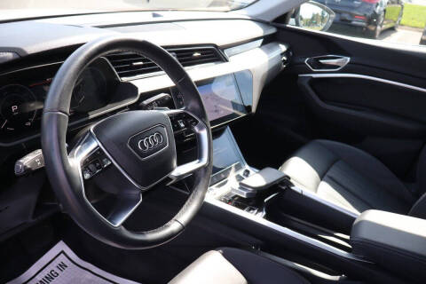 2024 Audi Q8 e-tron quattro Premium