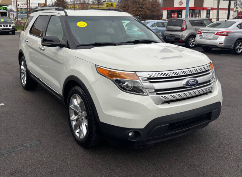 2012 Ford Explorer XLT photo 4