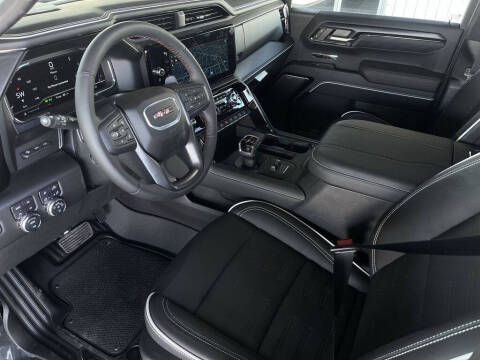 2025 GMC Sierra 1500 AT4X